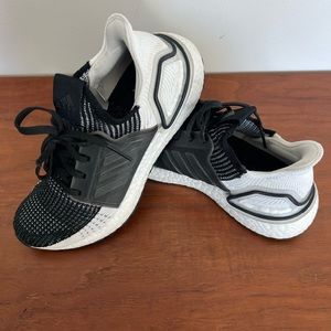 EUC Women’s Adidas Ultraboost 19